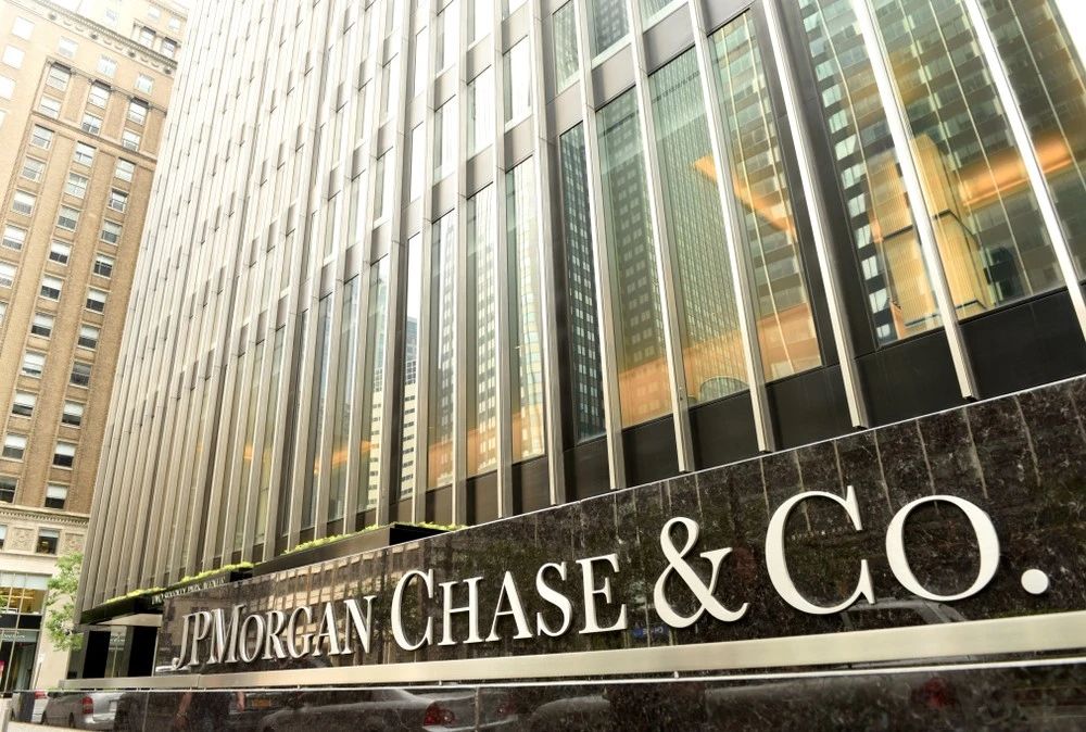 What does the JPMorgan Chase 2020 blockchain report say?